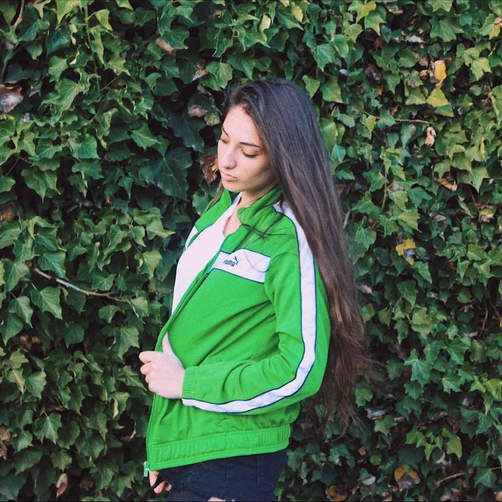 SUMMER SALE vintage Puma zip-up 🌴